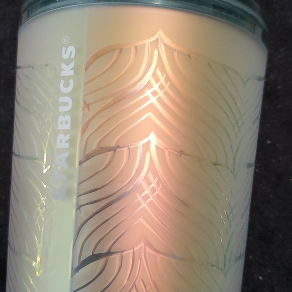 Starbucks beverage collection - Picture 3 of 4